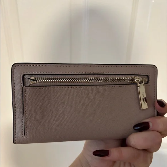 Kate Spade Wallet - Picture 3 of 3